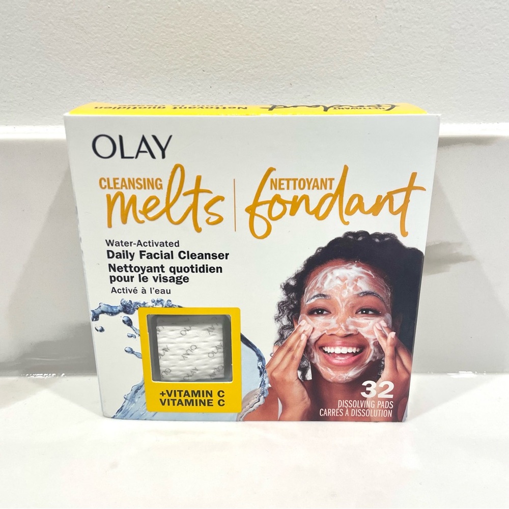 🔵3/$25 NEW Olay Water-Activated Daily Facial Cleanser Cleansing Melts w/ Vit C